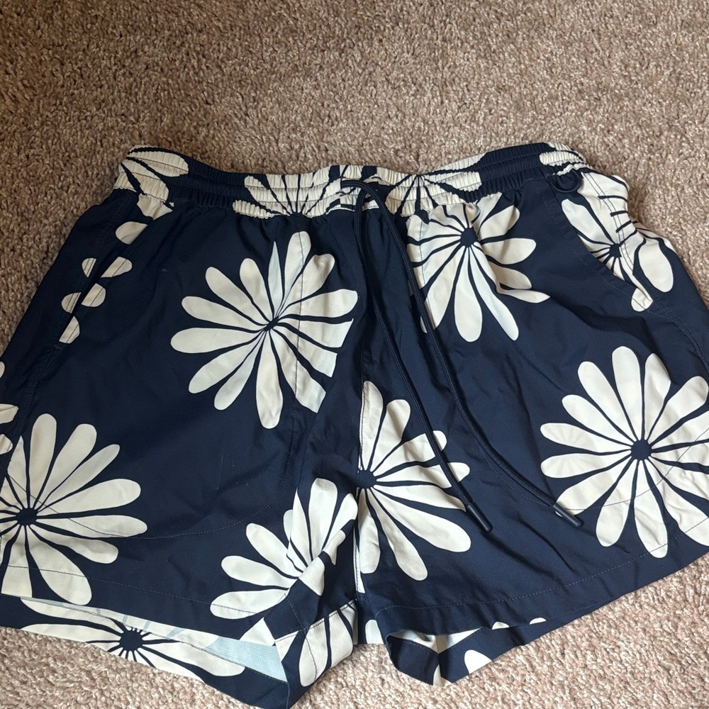 Outdoor Voices Navy and White Floral Women's Athletic Shorts